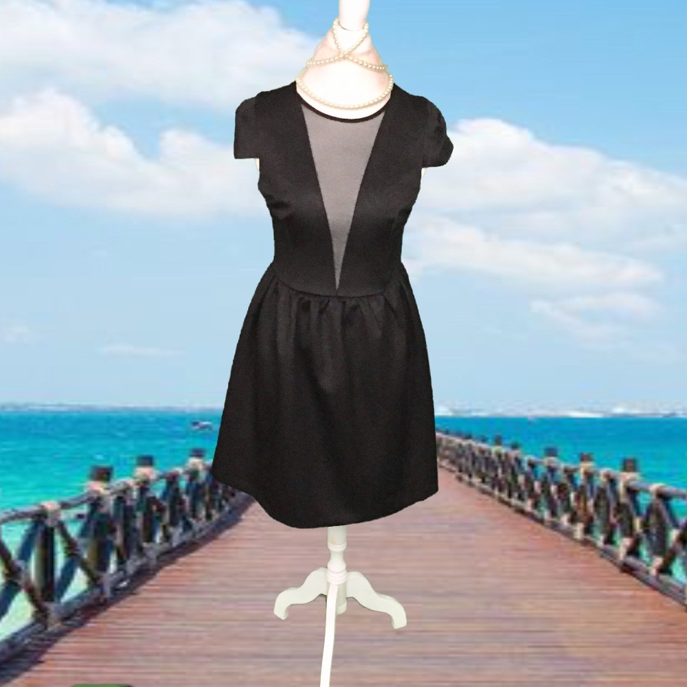 En Cre'me Black Dress Sz L
